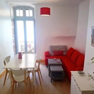 Apartamento Joli Duplex Avec Balcon Et Vue Sur Place Du Centre Historique !