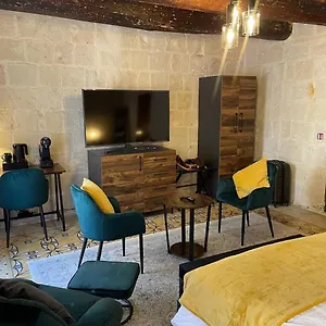 https://babel-suites.hotelssaintjulians.com