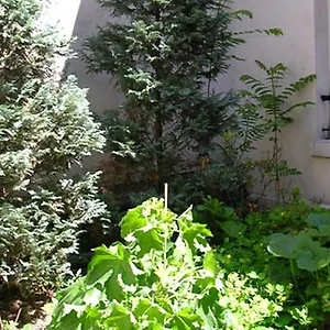 Des Pavillons ** Παρίσι